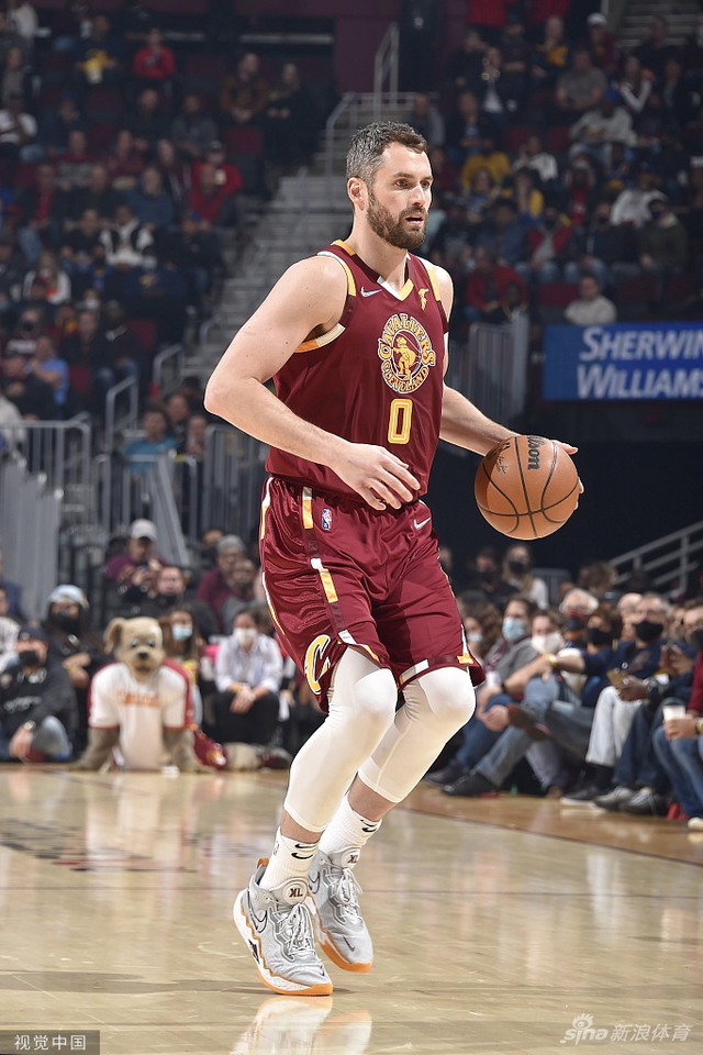 尔加斯对决 尔加斯对决